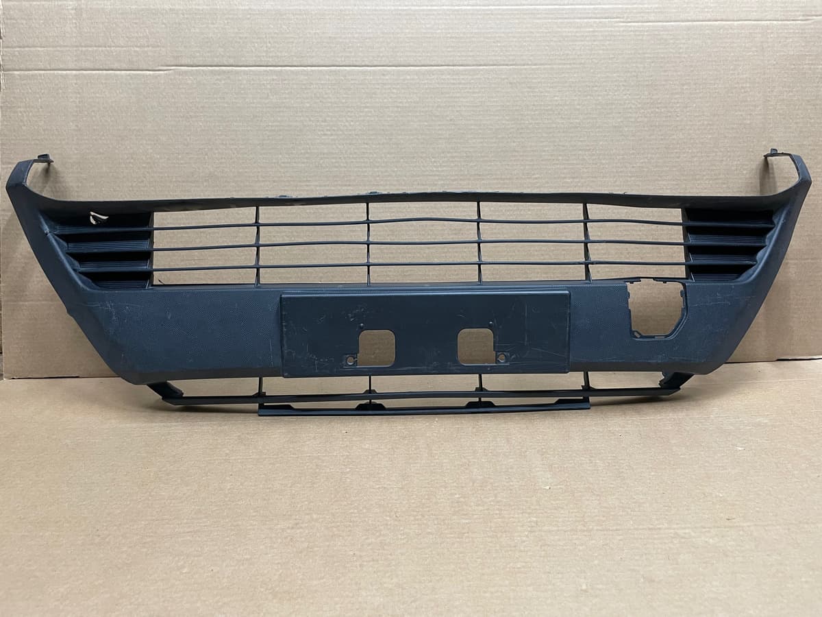 Parrilla Toyota Yaris 2017 53112-0d300 Original galería