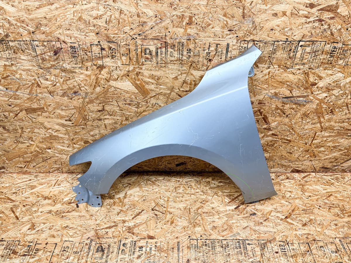 Salpicadera Izquierdo Mazda 3 2019 - 2023 Original galería