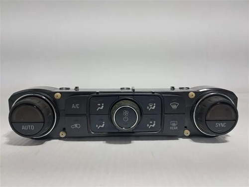 Control De Clima Central Chevrolet Silverado 2019 4 Puertas, foto 1