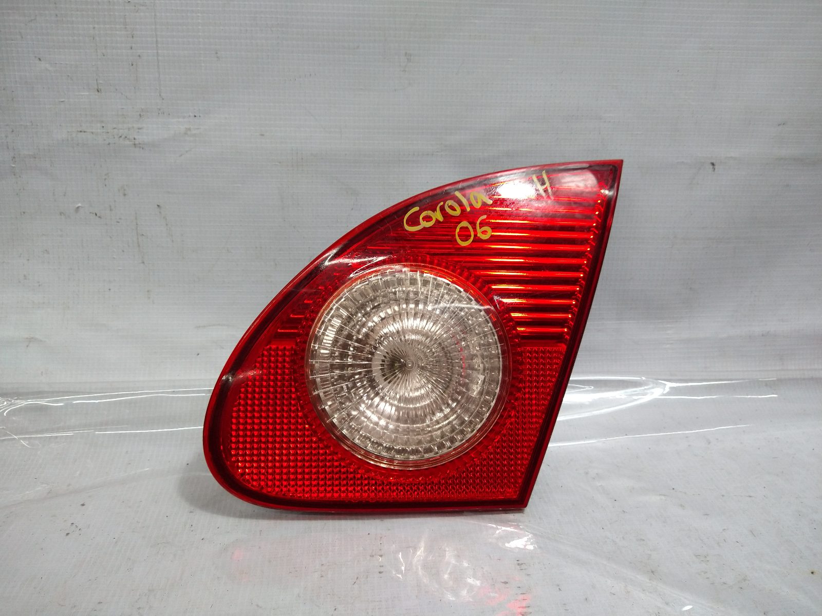 Toyota Corolla 2003 - 2008 Intercalavera Trasera Derecho Usado Original, foto 1