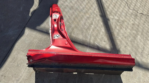 Estribo Lateral Rh Lámina Mazda 2 2016-2024 (sedán) Usado Rojo, foto 1