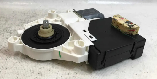 Motor Elevador Delantero Izquierdo Passat 2012-2018, foto 1